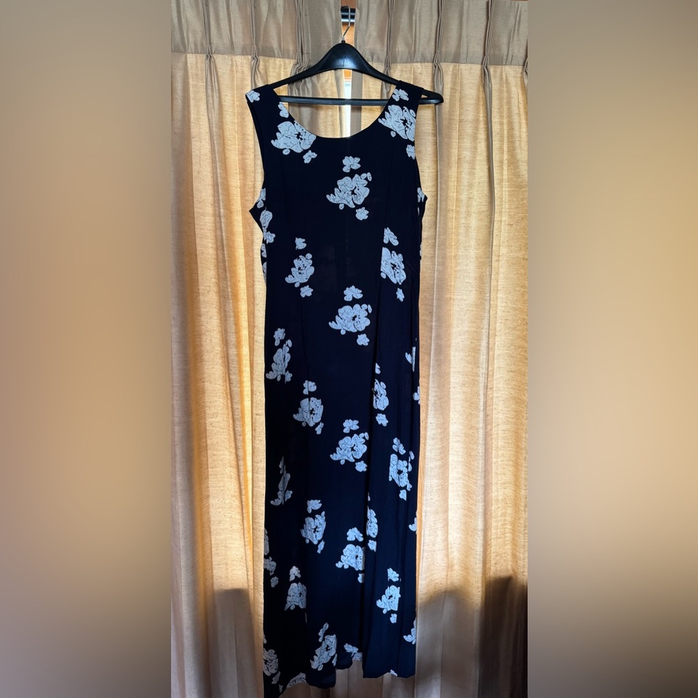 Sleeveless Crew Neck Sundress
